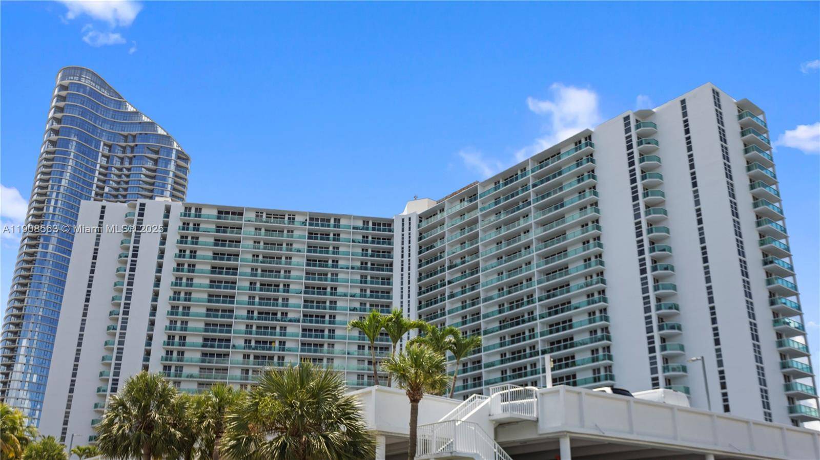 100 Bayview DrSunny Isles Beach - ARLEN HOUSE EAST CONDO condo unit 227 - picture