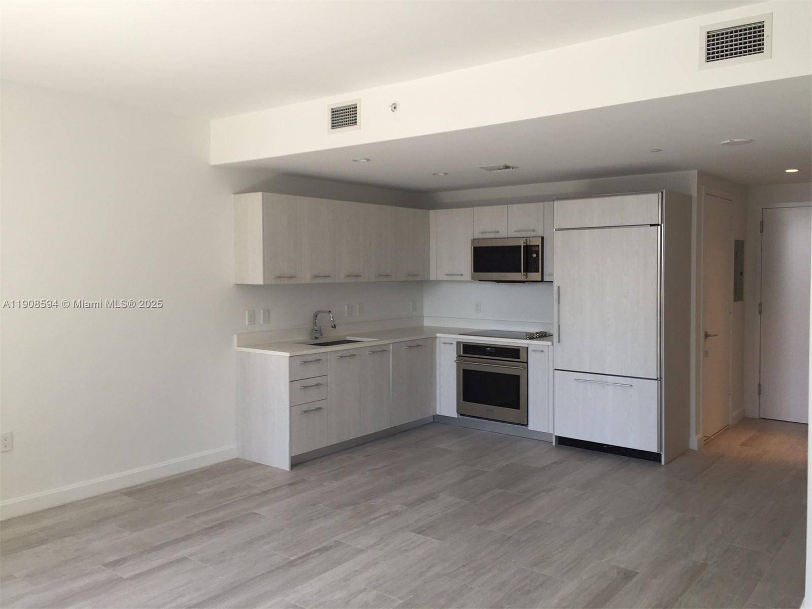 45 SW 9 stMiami - Condo/Co-Op/Annual,Condo condo unit 1402 - picture