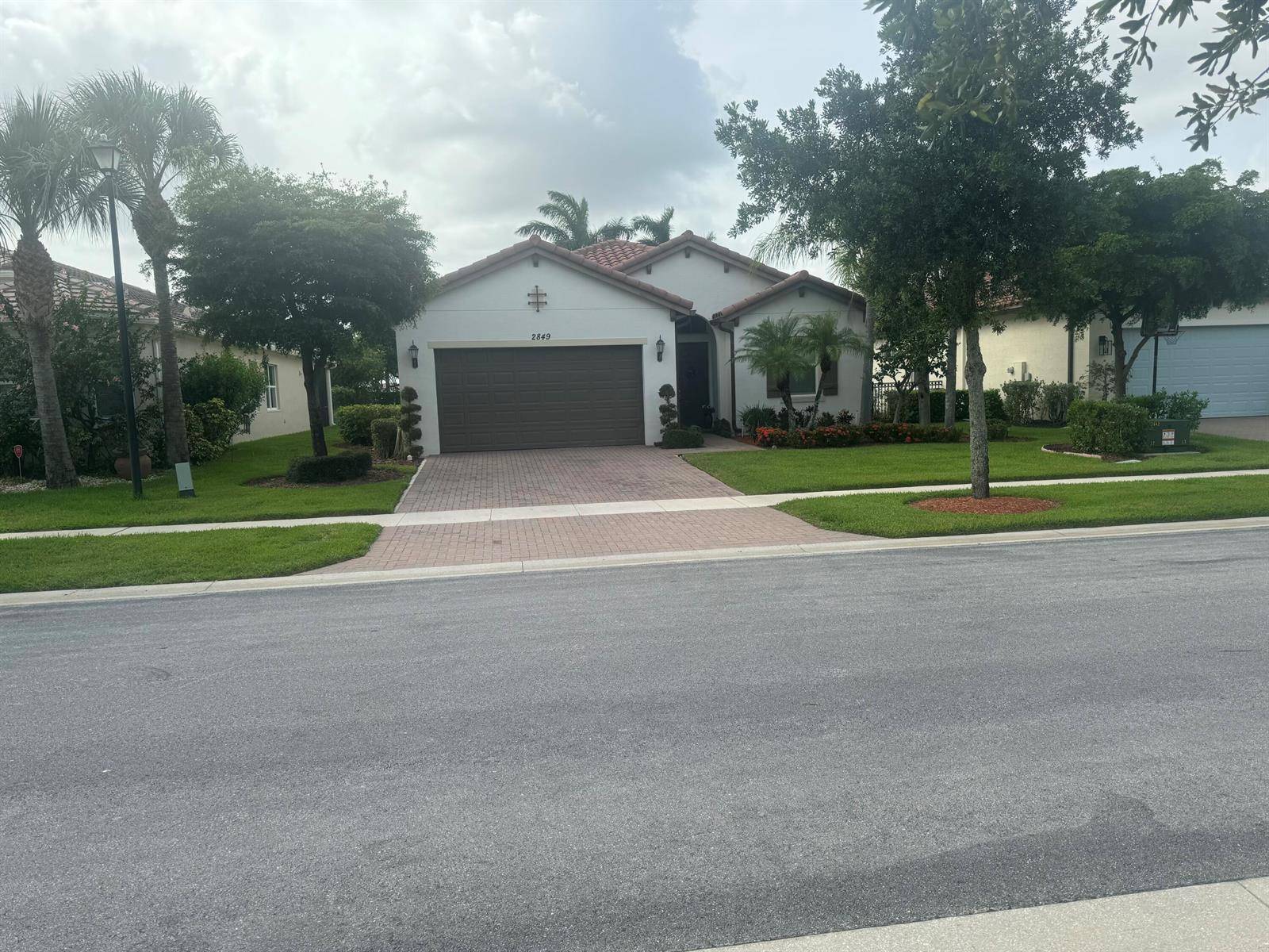 2849 BellarosaRoyal Palm Beach - picture