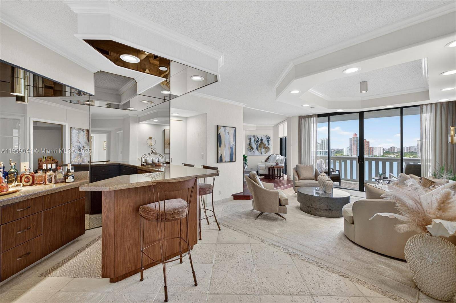 3000 Island BlvdAventura - 3000 ISL BLVD WILLIAMS IS condo unit 1904 - picture