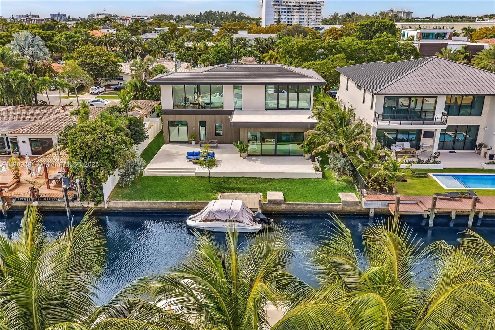 13045 Coronado TerNorth Miami - picture