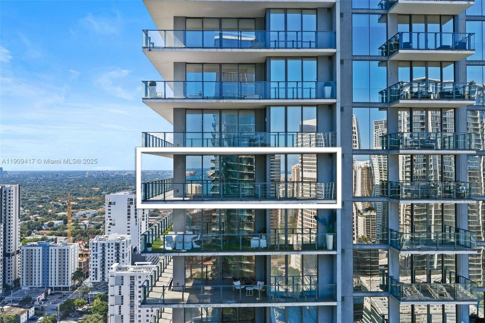 88 SW 7th StMiami - Condo 5+ Stories,Condo condo unit 3101 - picture