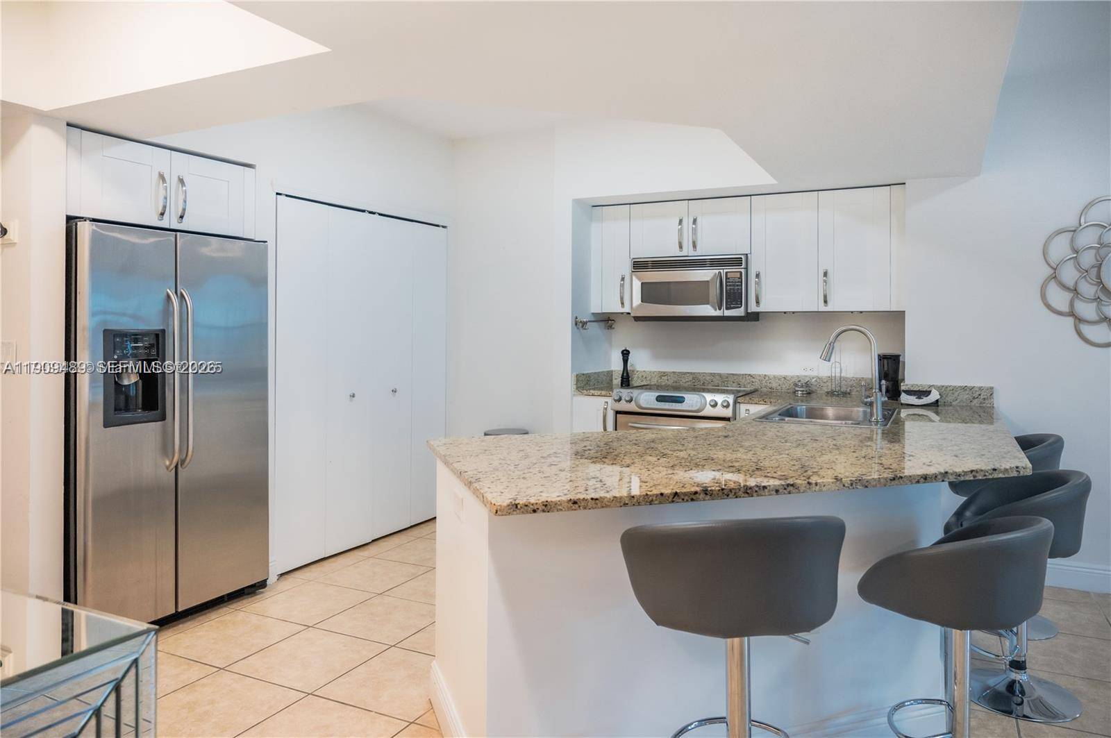 19900 E Country Club DrAventura - Turnberry Village condo unit 318 - picture