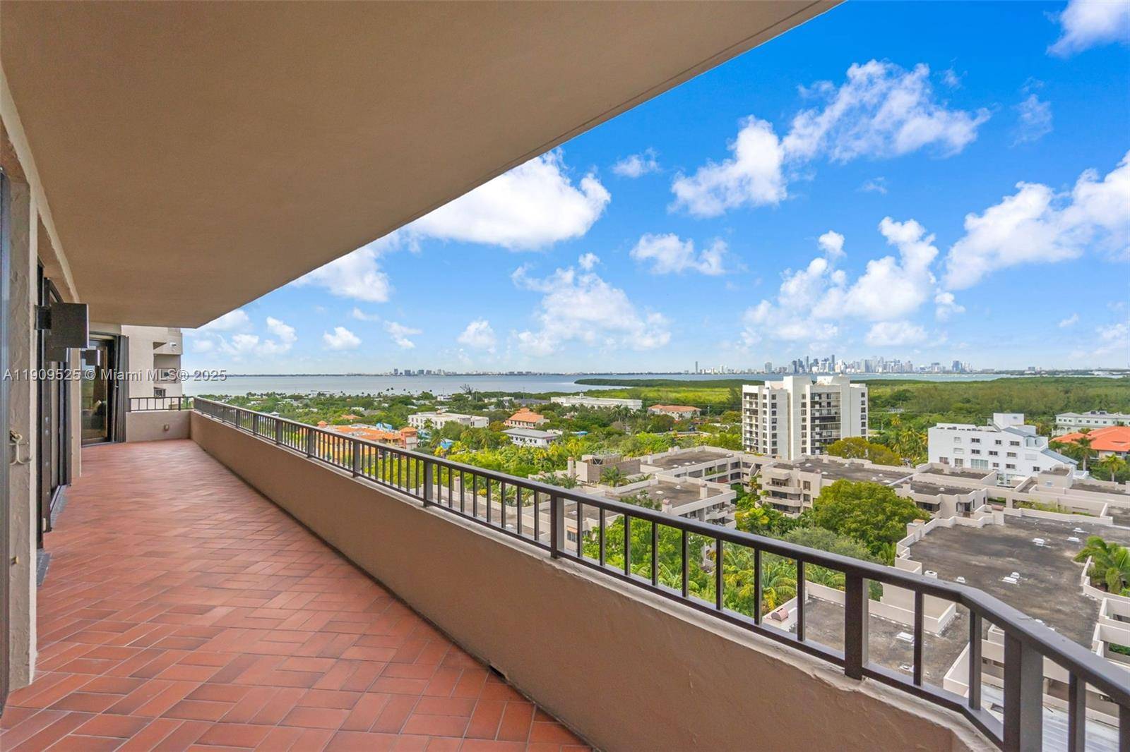 151 Crandon BlvdKey Biscayne - Condo 5+ Stories,Condo condo unit 1226 - picture