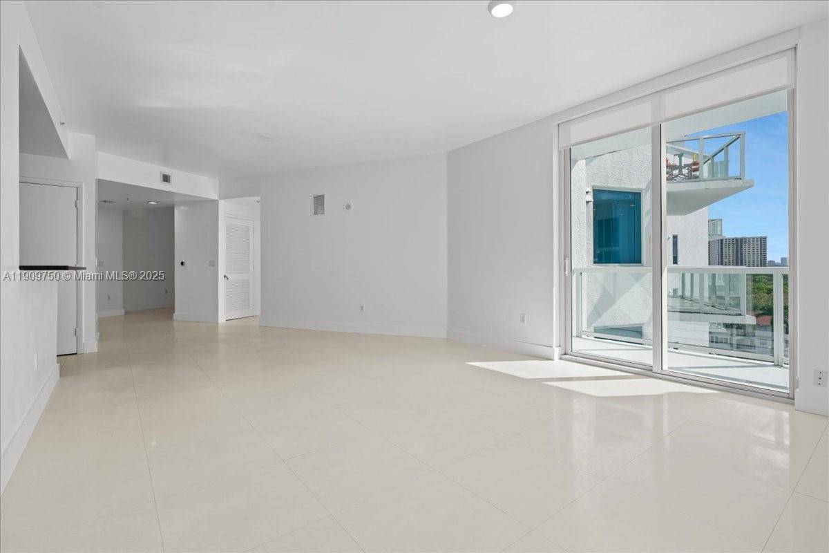 3030 NE 188 StreetAventura - 3030 Aventura condo unit 604 - picture
