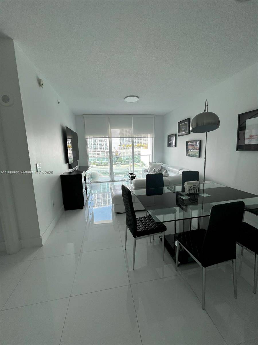 31 SE 5th StMiami - Condo/Co-Op/Annual,Condo condo unit 1003 - picture