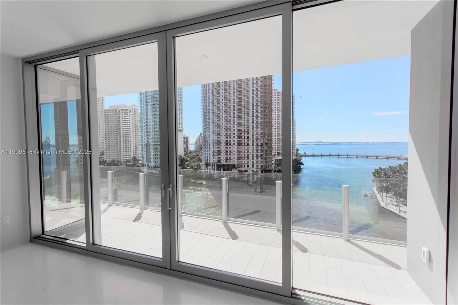300 Biscayne Blvd WayMiami - Condo 5+ Stories,Condo condo unit 1003 - picture