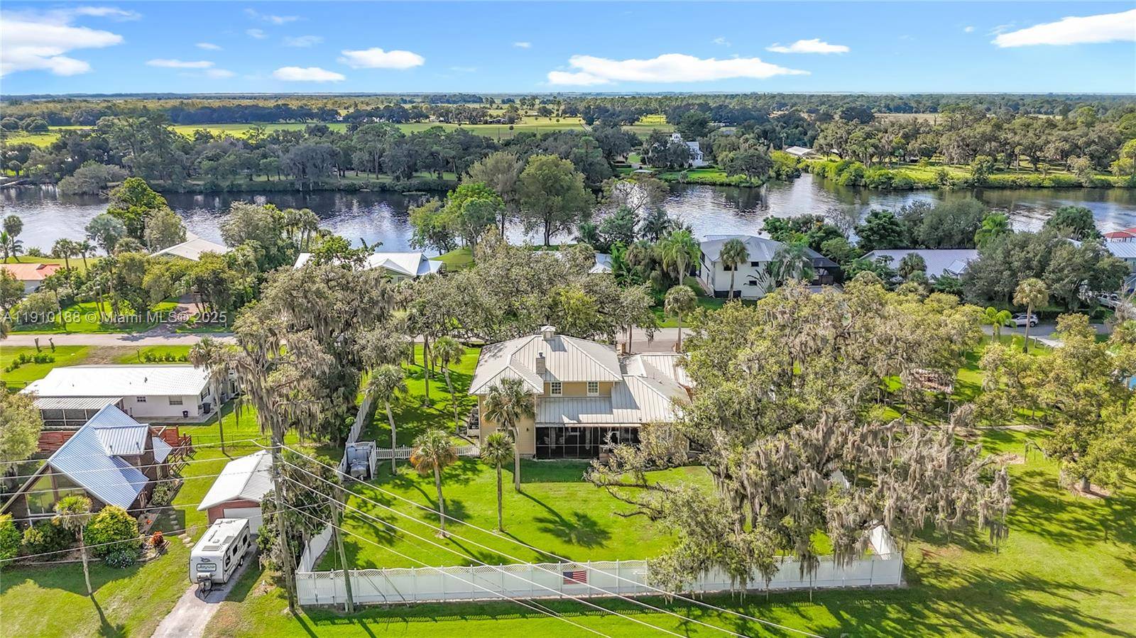 3144 Shell LaneOther City - In The State Of Florida - picture