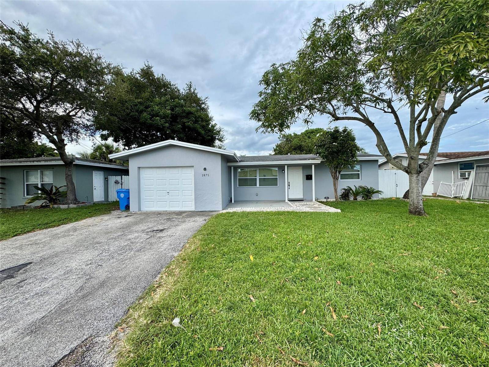 1871 NW 31stOakland Park - picture