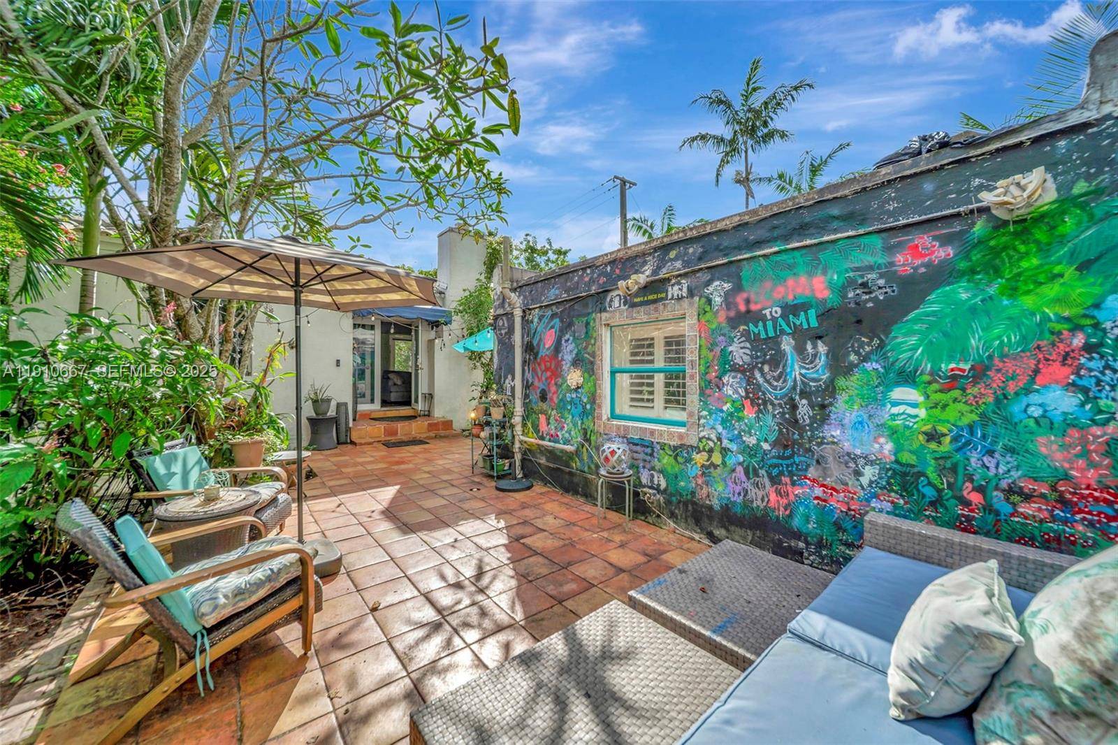 619 NE 87th StMiami - picture