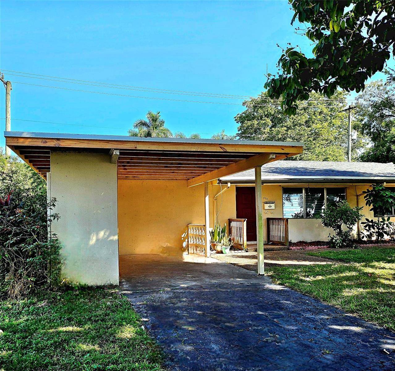 370 NW 65thPlantation - picture