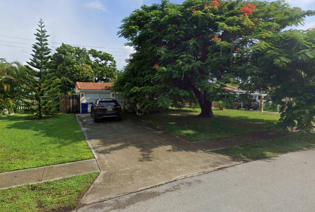 1435 NE 182ndNorth Miami Beach - picture