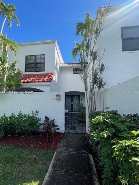 20900 Leeward CtAventura - Townhouse/Villa-Annual,Townhouse condo unit 213-1 - picture