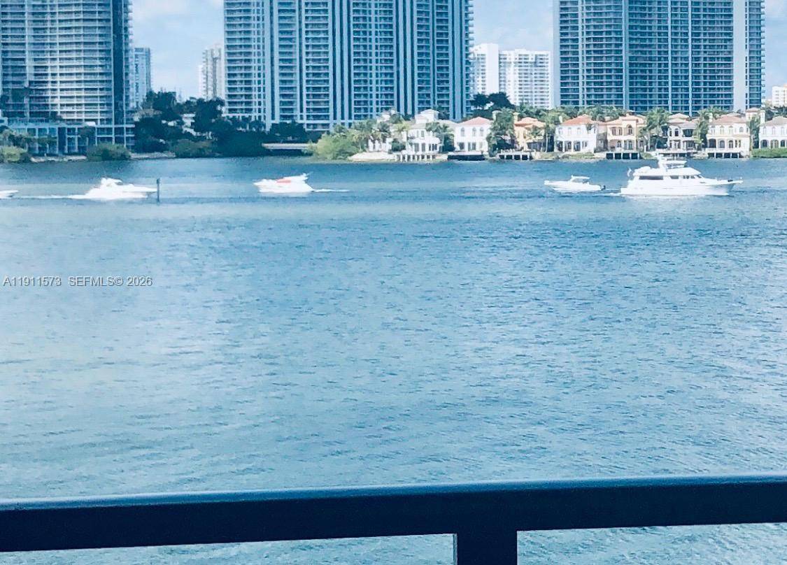 17720 N Bay RdSunny Isles Beach - BAY COUNTRY CLUB CONDO condo unit 803 - picture