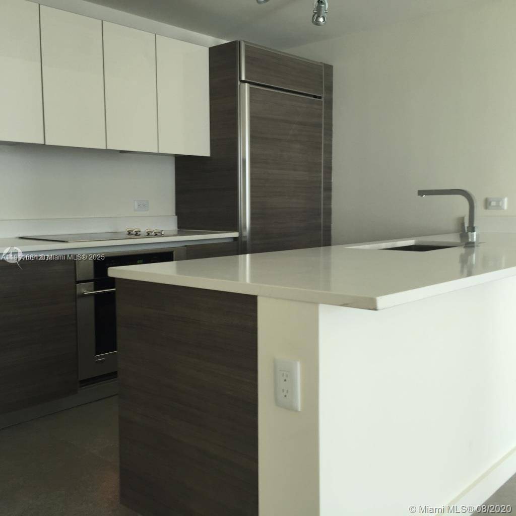 1100 S Miami AveMiami - Condo 5+ Stories,Condo condo unit 2911 - picture