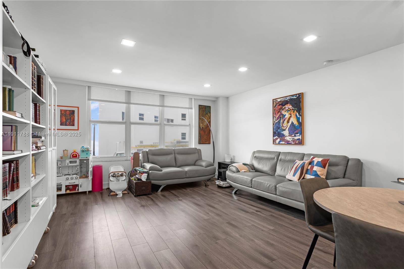 5001 Collins AveMiami Beach - Condo 5+ Stories,Condo condo unit 1G - picture