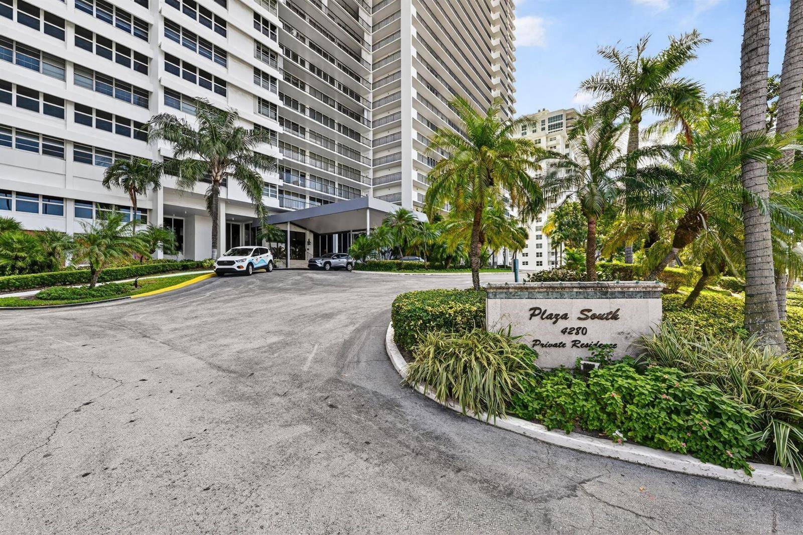 4280 Galt OceanFort Lauderdale - PLAZA SOUTH condo unit 20-A - picture