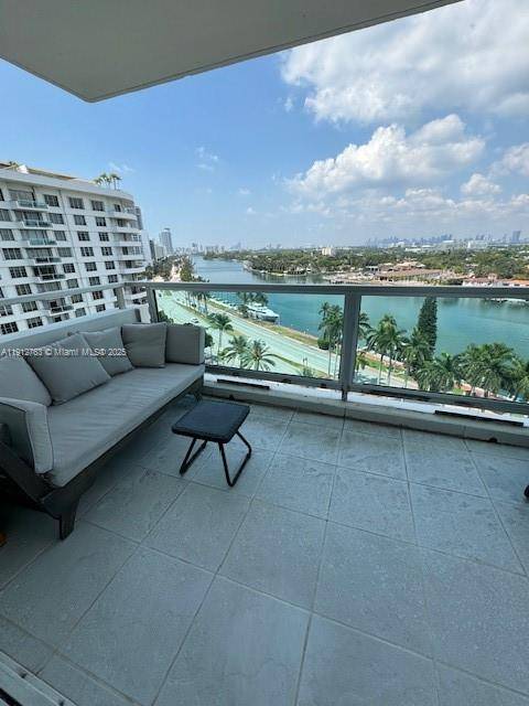 5161 Collins AveMiami Beach - Condo/Co-Op/Annual,Apartment condo unit 1406 - picture