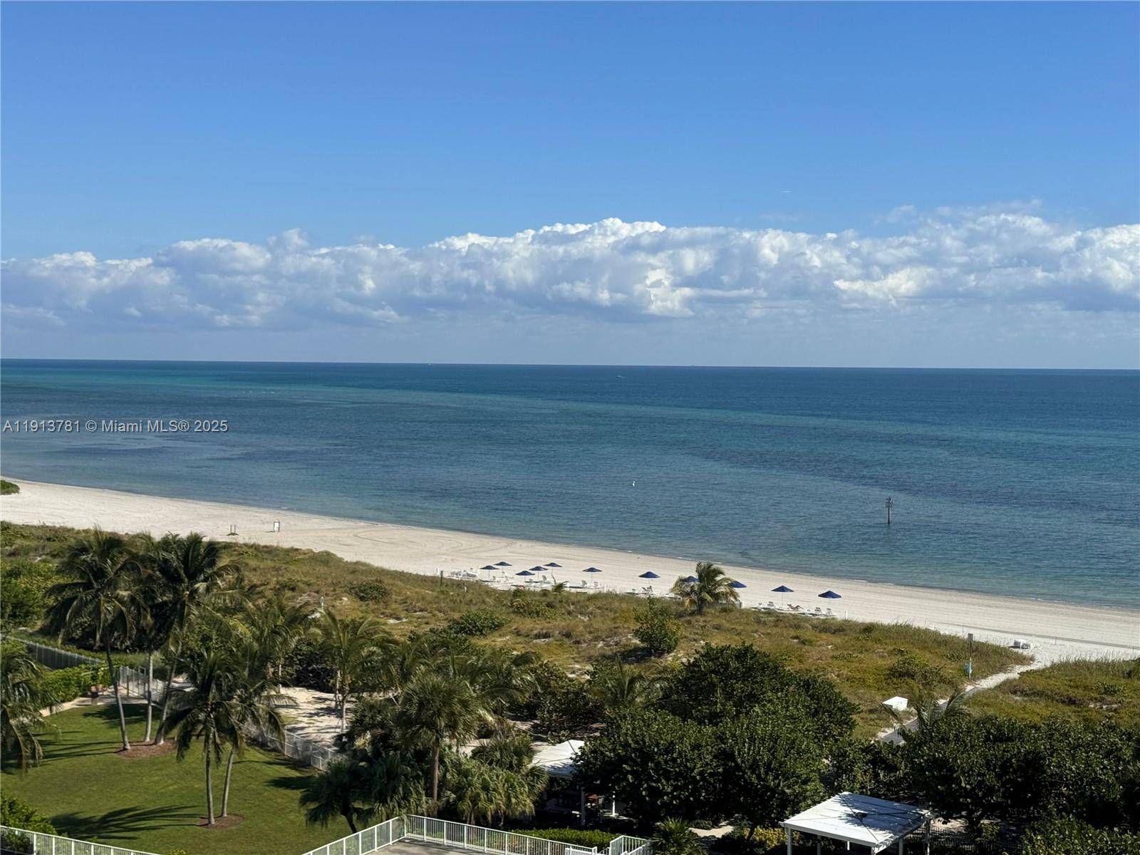 200 Ocean Lane DrKey Biscayne - Single Family-Seasonal,Condo condo unit 909 - picture