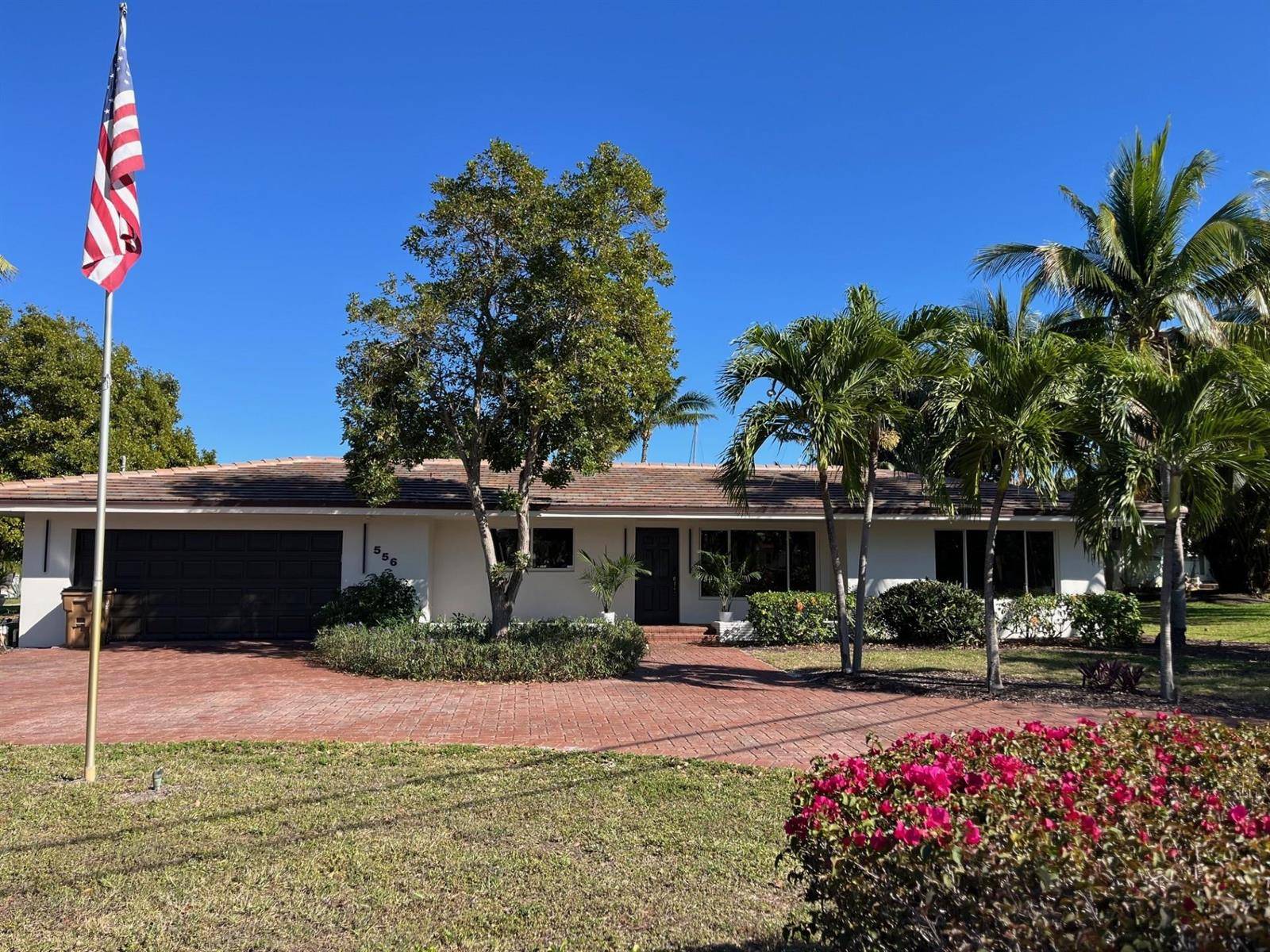 556 SE 15thDeerfield Beach - picture