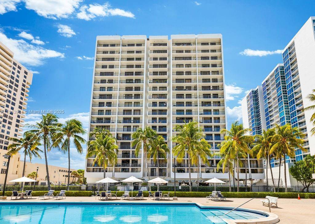 2625 Collins AveMiami Beach - Condo 5+ Stories,Co-Op condo unit 702 - picture