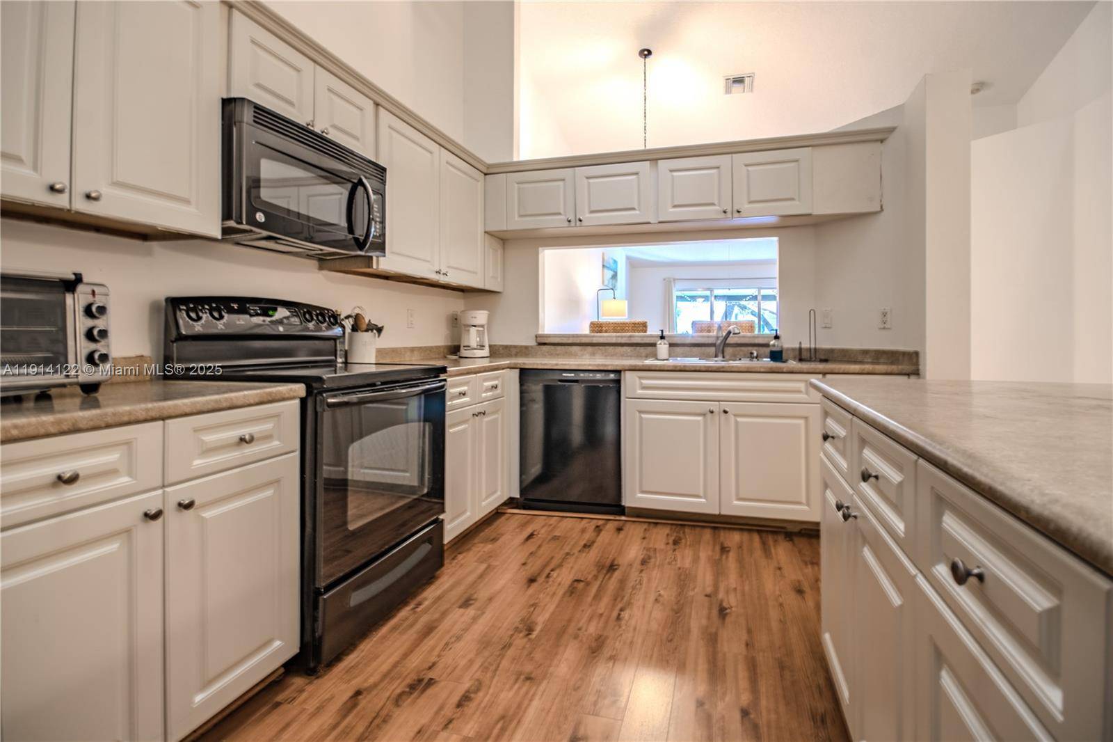 7652 S Pinewalk Dr SMargate - Townhouse Fee Simple,Townhouse condo unit 139 - picture
