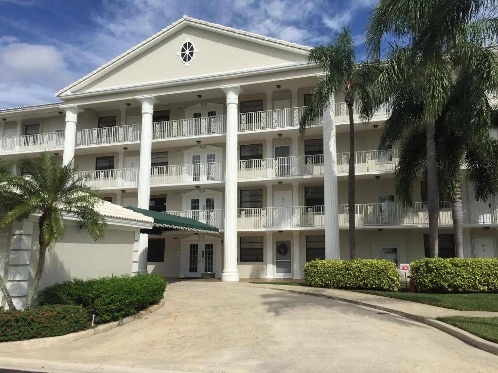 6049 BalboaBoca Raton - WHITEHALL CONDO AT CAMINO condo unit 202 - picture