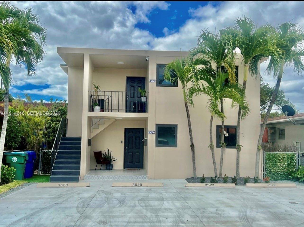 3520 SW 25th StMiami - picture