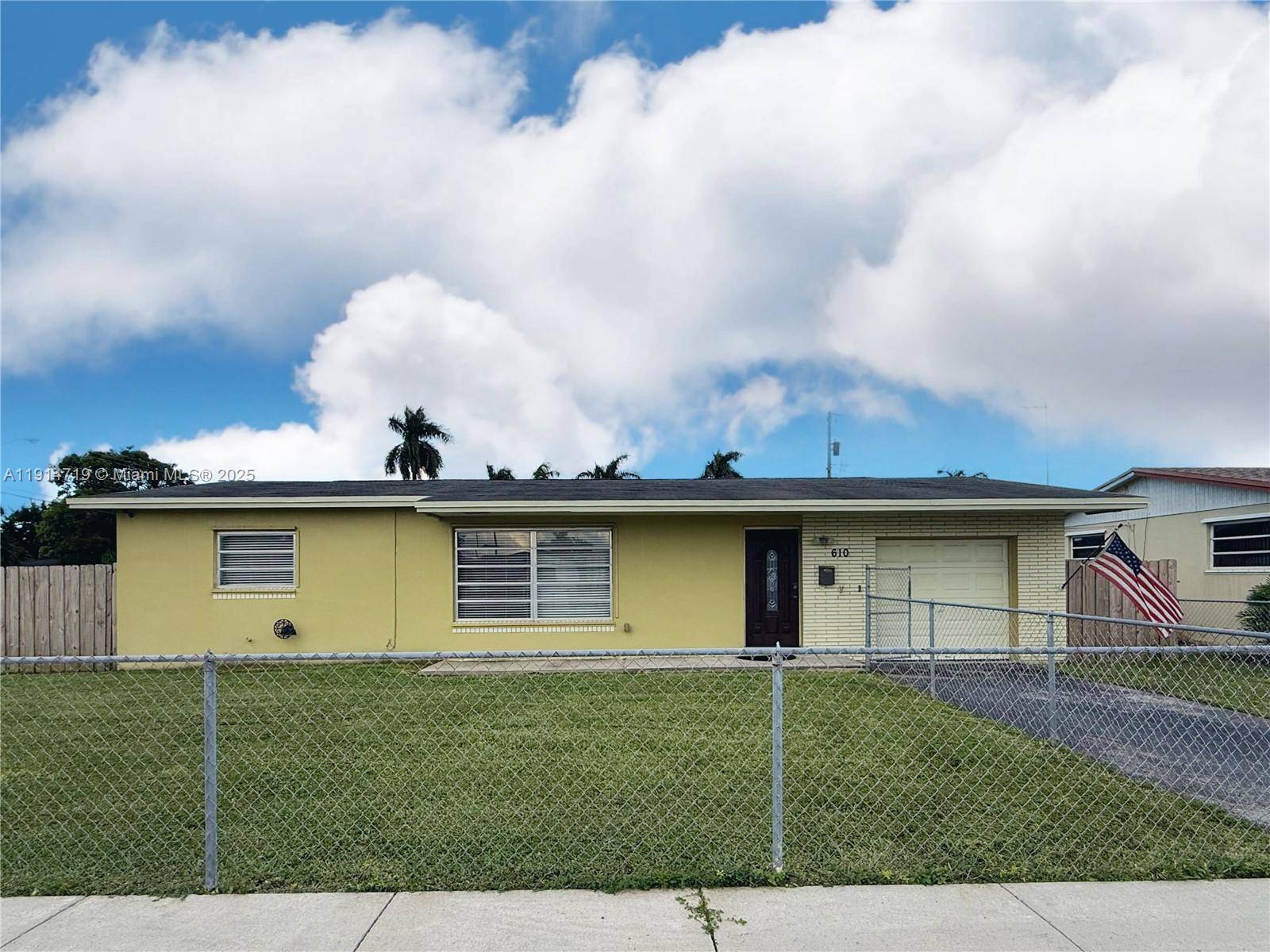 610 NW 17th StHomestead - picture