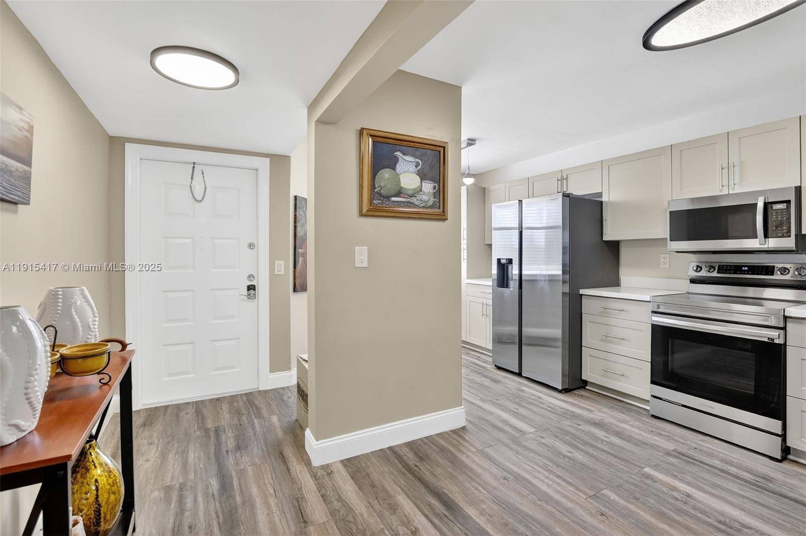 2521 NW 104th AveSunrise - SUNRISE LAKES 211 CONDO condo unit 203 - picture