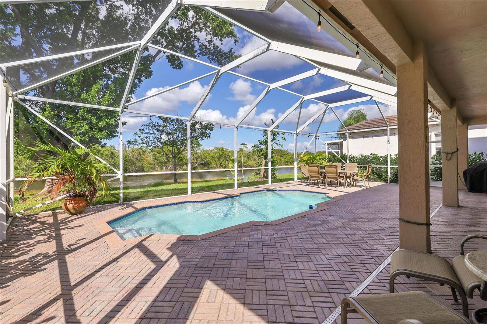 1020 LavenderWeston - picture