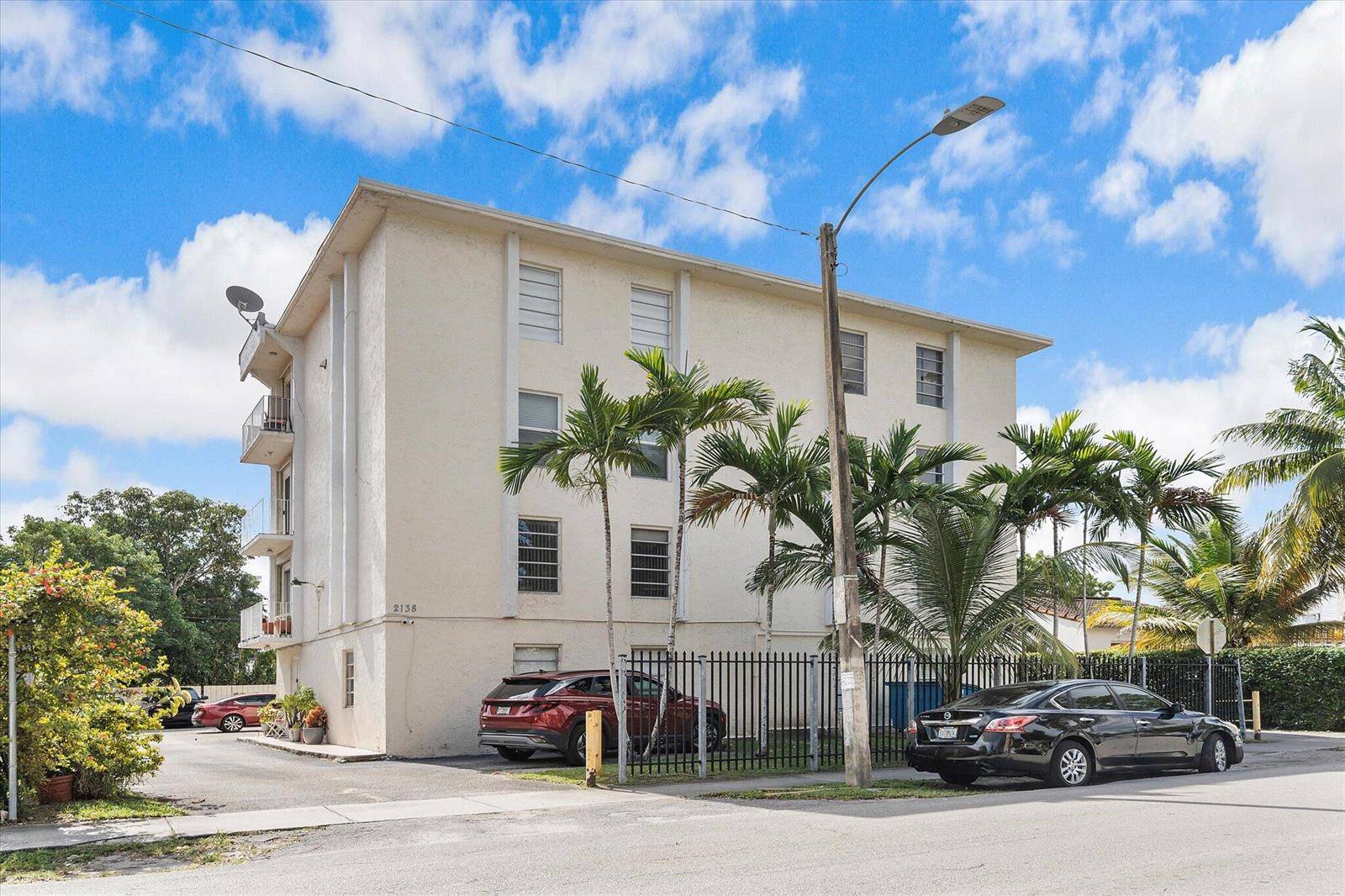 2138 SW 6thMiami - Condo condo unit 301 - picture