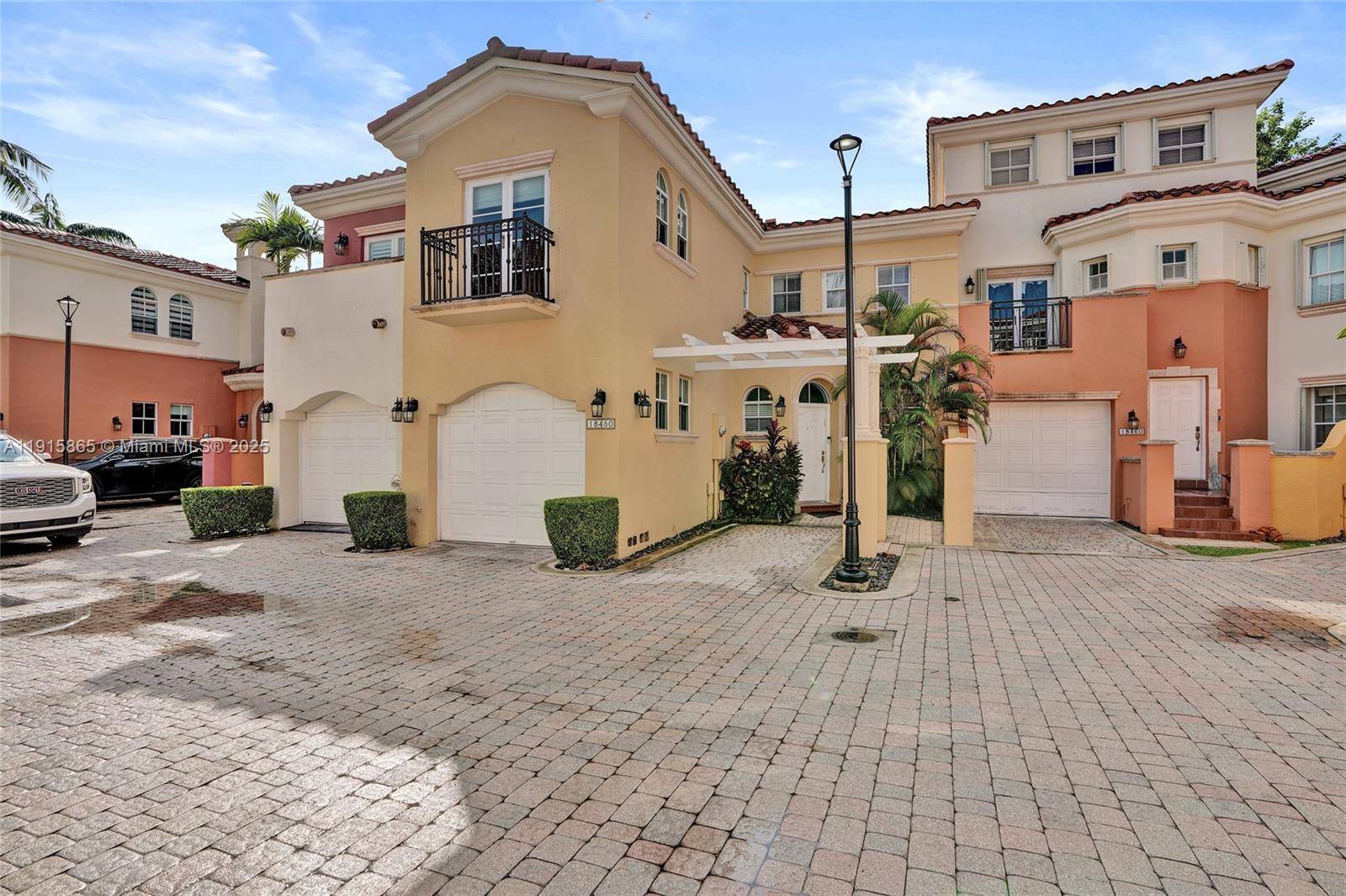 18450 NE 30th PlAventura - picture