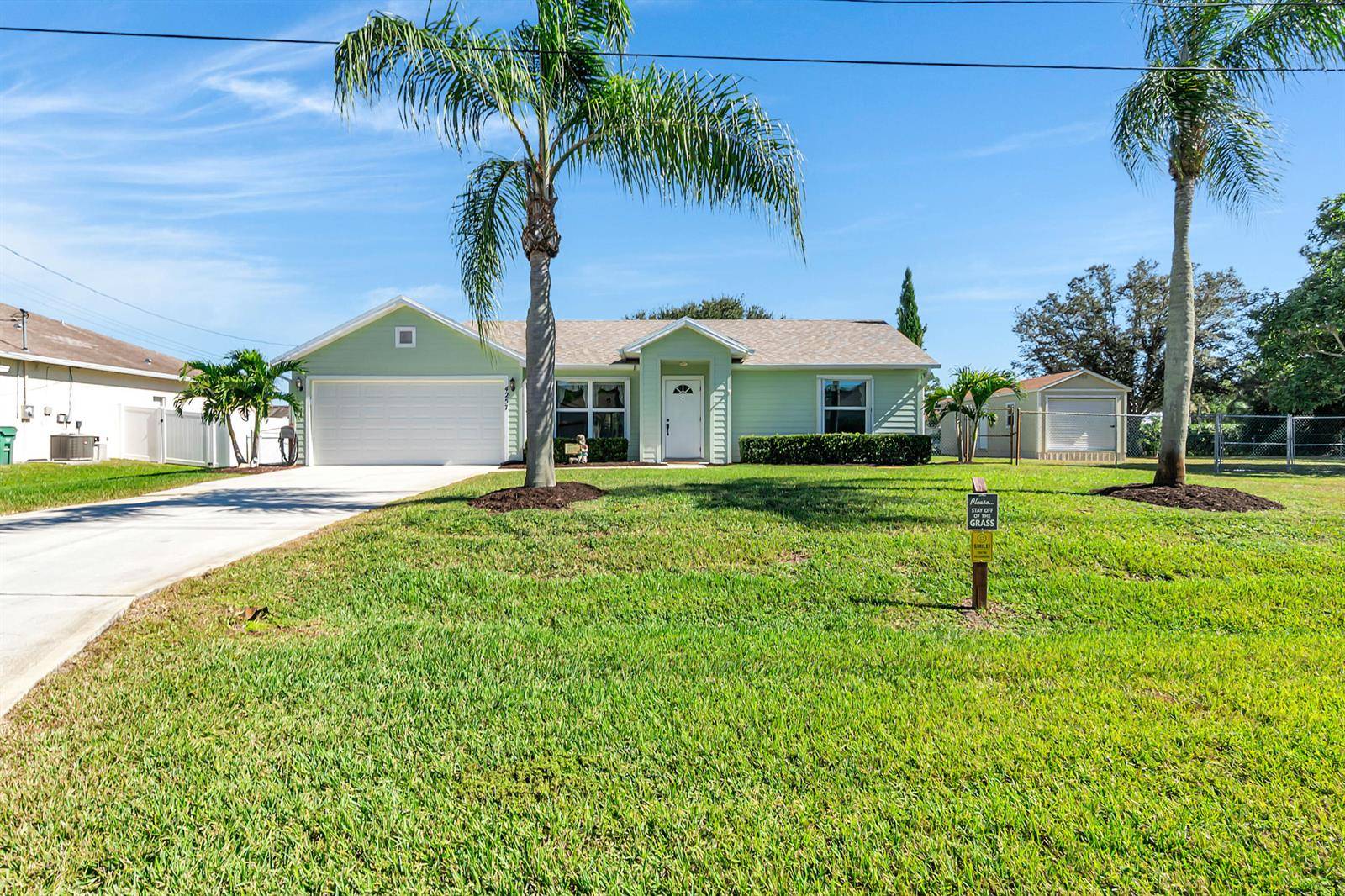 4257 SW KazanPort St. Lucie - picture