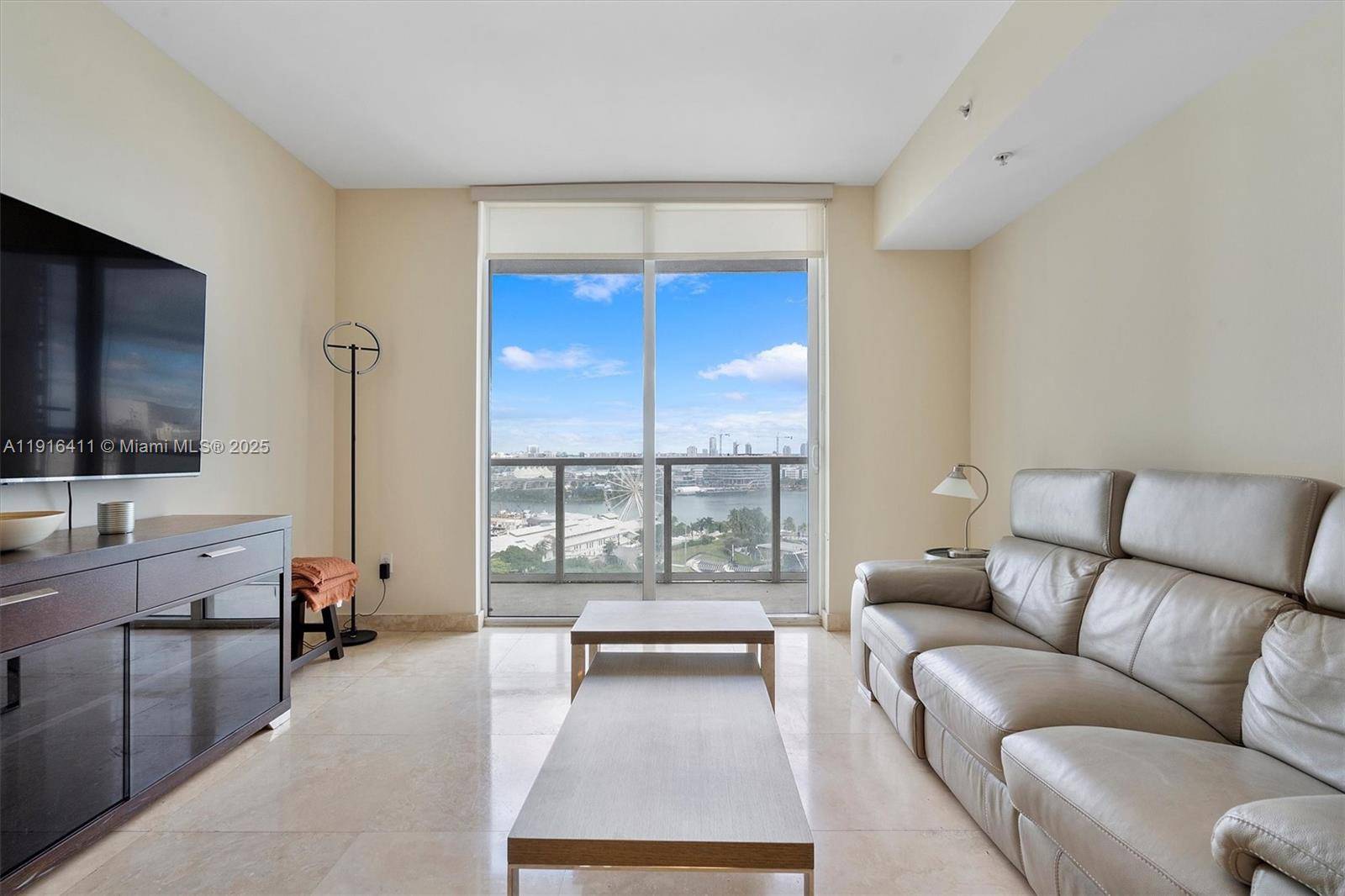 253 NE 2nd StMiami - Condo 5+ Stories,Condo condo unit 1803 - picture