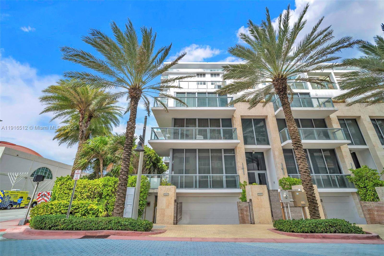 9501 Collins AveSurfside - Townhouse/Villa-Annual,Townhouse condo unit 1 - picture