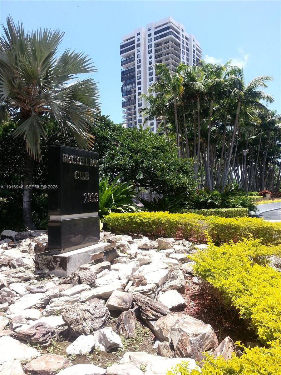 2333 Brickell AveMiami - Condo/Co-Op/Annual,Condo condo unit 2215 - picture