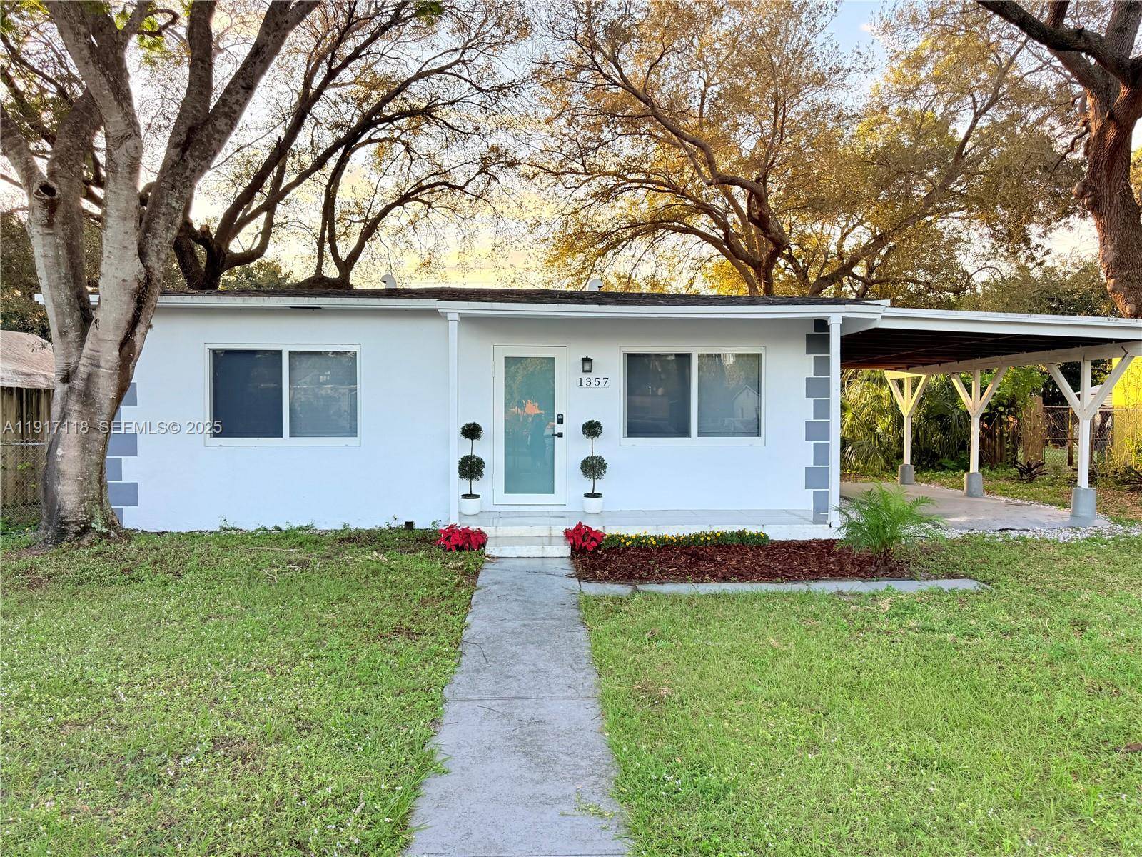1357 SW 22nd TerFort Lauderdale - picture