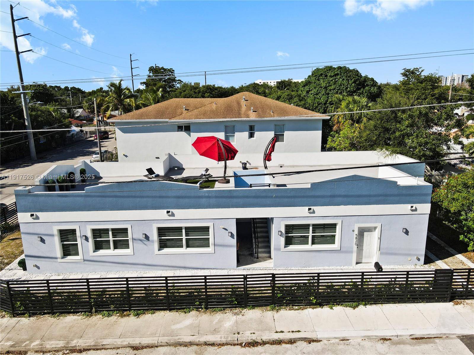 305 NW 58th StMiami - picture