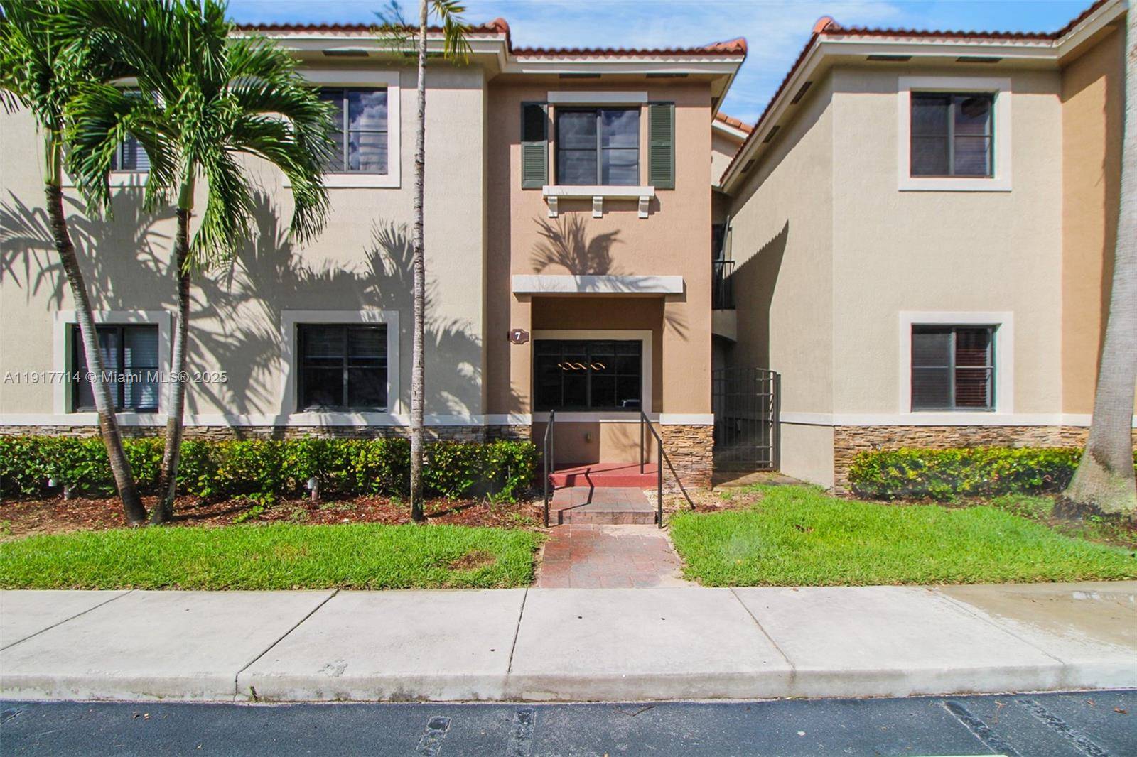 22511 SW 88th PlCutler Bay - Townhouse condo unit 7-24 - picture