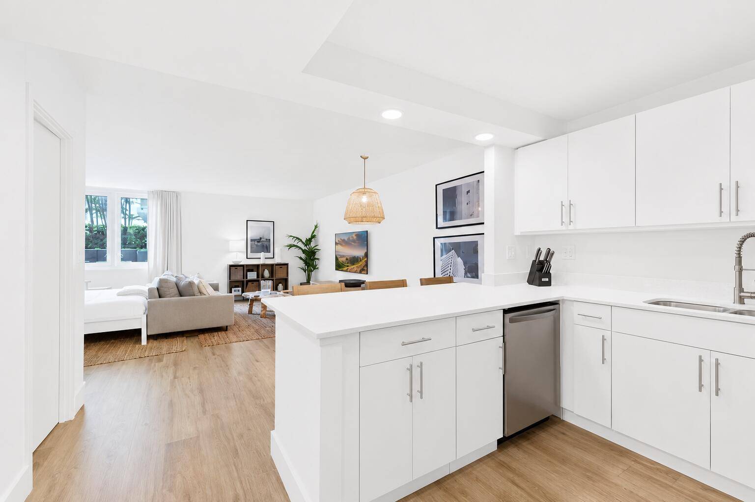 2301 CollinsMiami Beach - Roney Palace condo unit 323 - picture