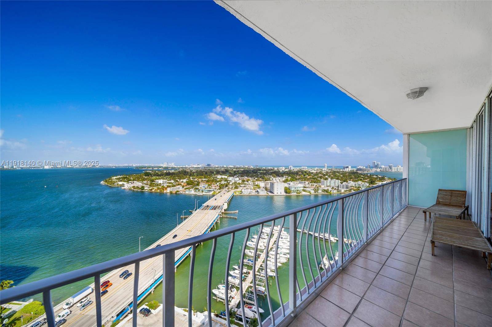 7601 E Treasure DrNorth Bay Village - Condo/Co-Op/Annual,Apartment condo unit PH215 - picture