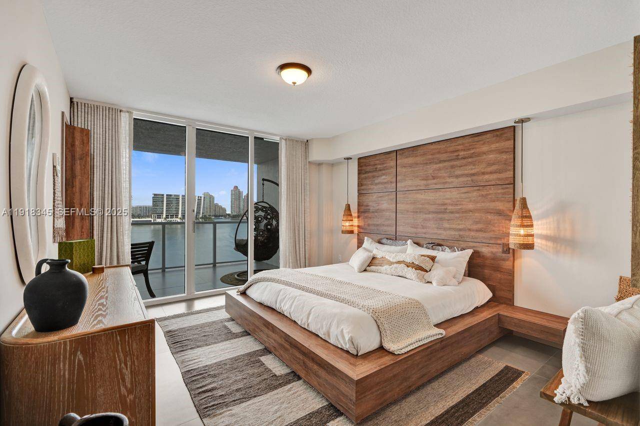 18100 N Bay RdSunny Isles Beach - Condo 5+ Stories,Condo condo unit 909 - picture