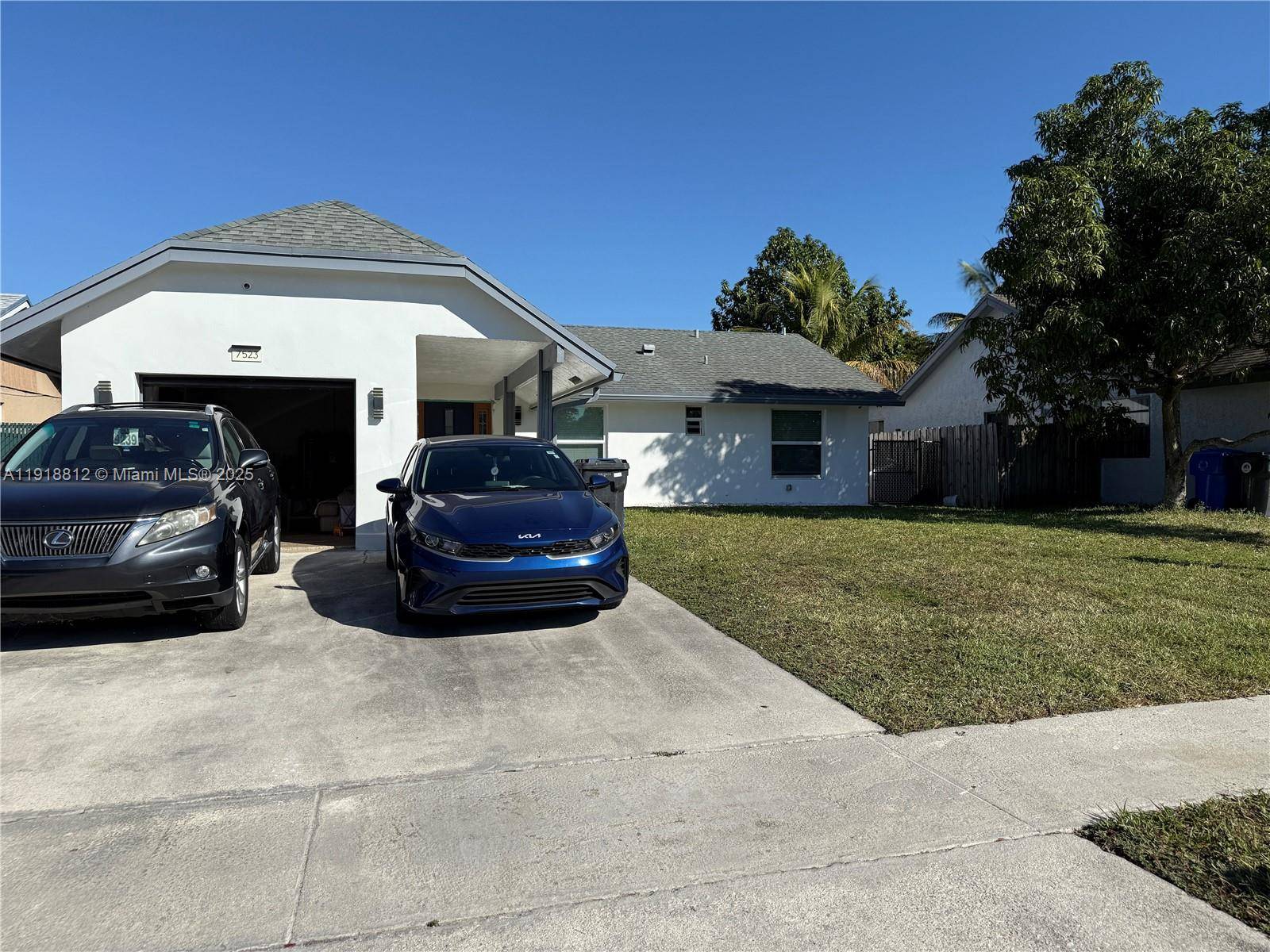 7523 SW 7th PlNorth Lauderdale - picture