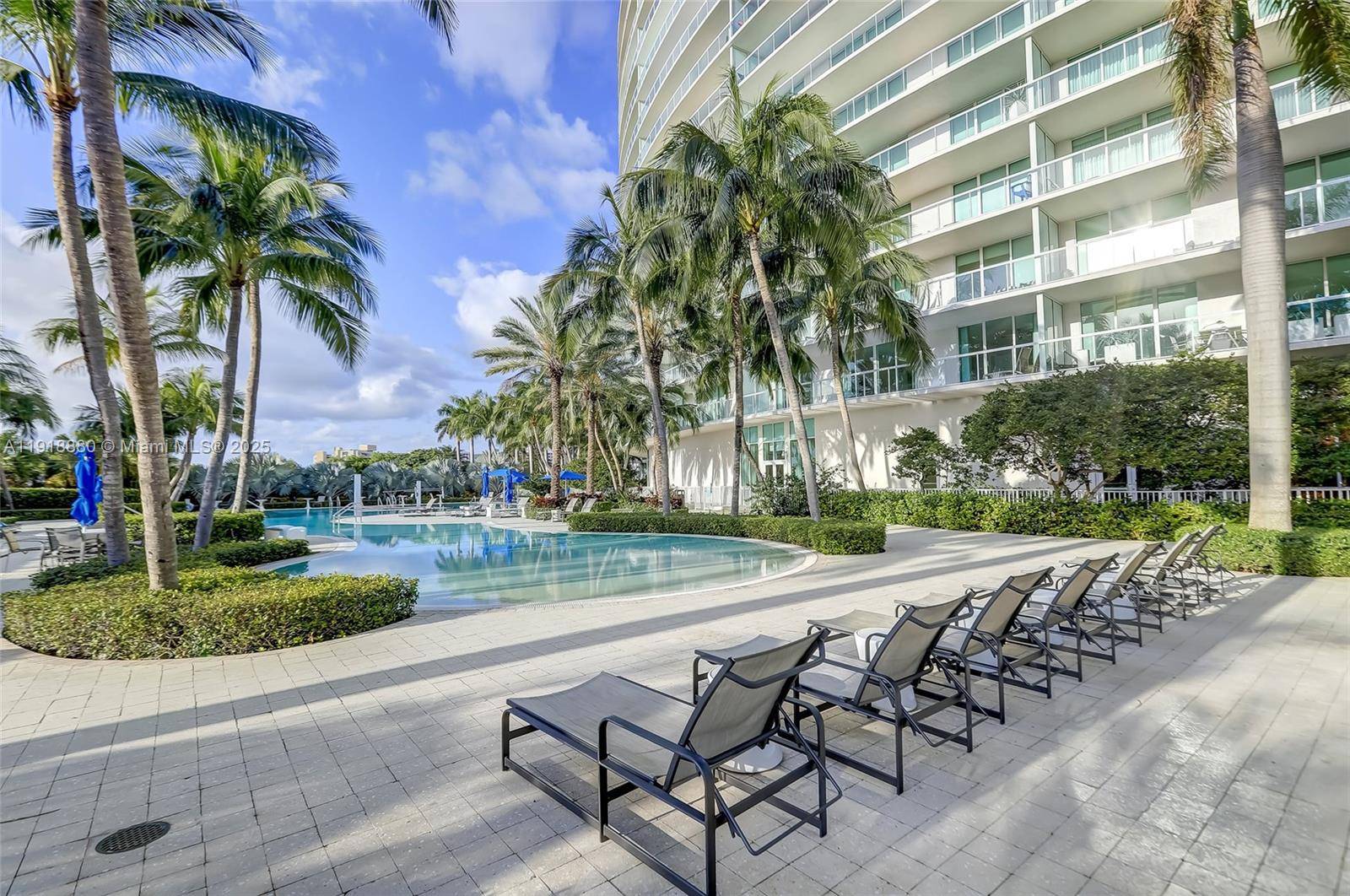 1 N Ocean BlvdPompano Beach - PLAZA AT OCEANSIDE (THE) condo unit 1011 - picture