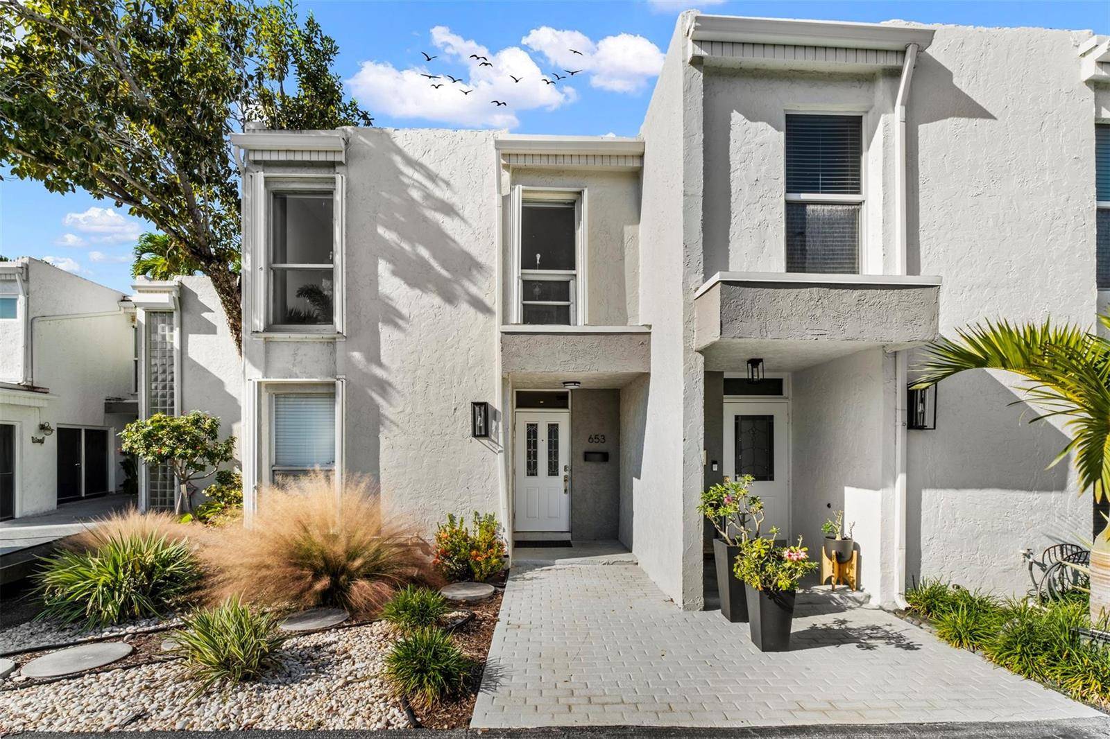 653 CypressWilton Manors - CYPRESS COVE condo unit 21b - picture