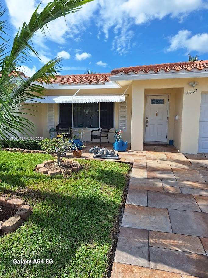 5803 NW 86th TerTamarac - picture