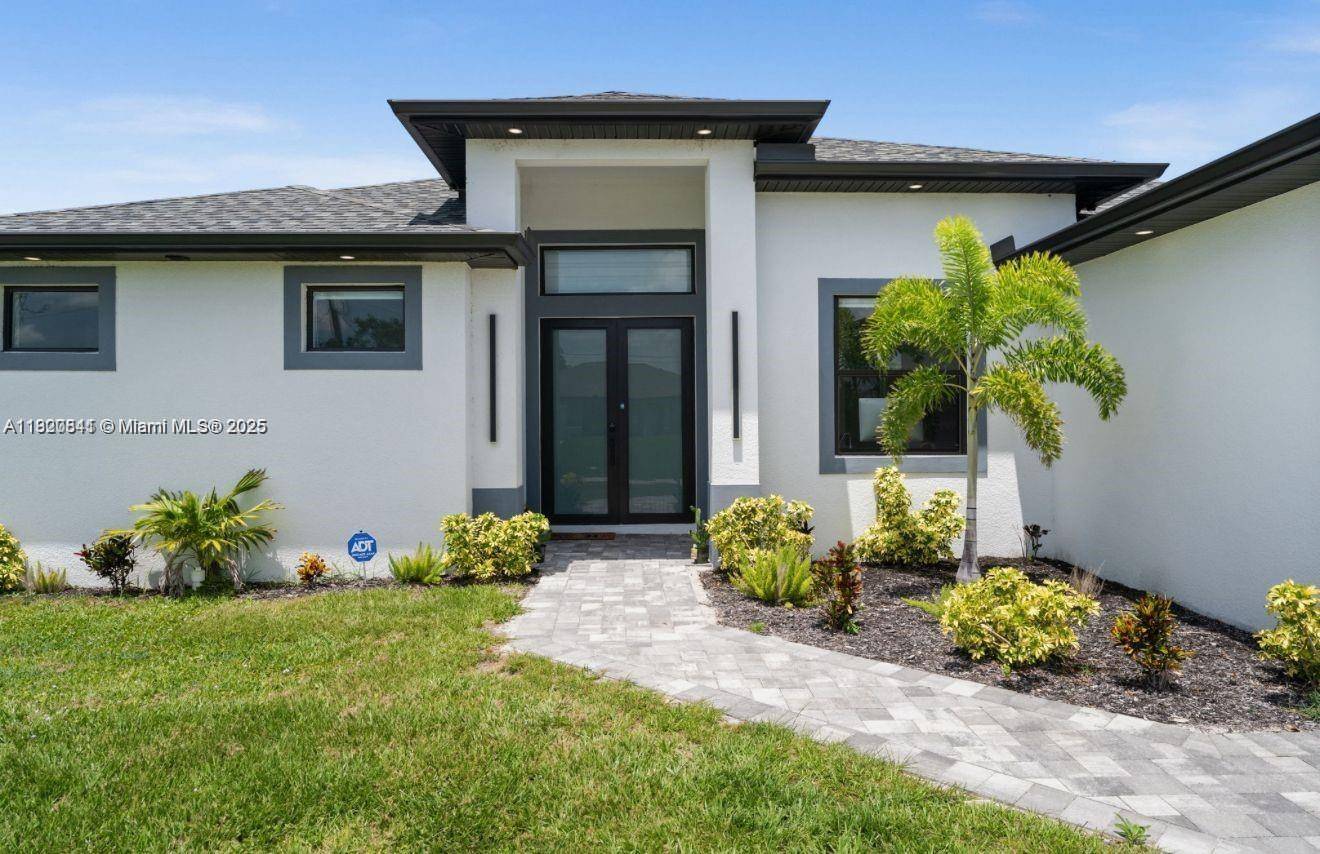 2522 NW 15TH PLCape Coral - picture