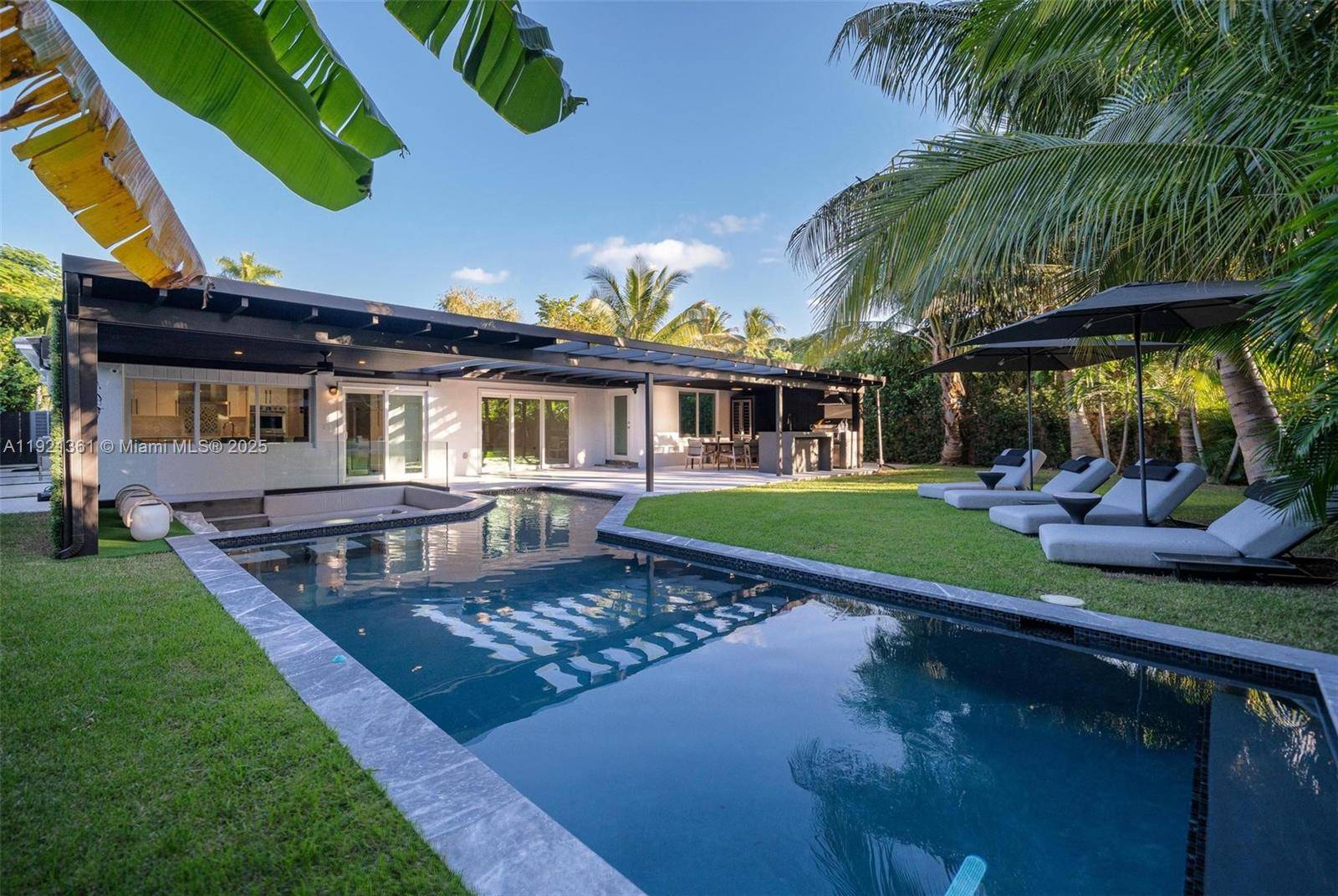 10618 NE 11th ctMiami Shores - picture