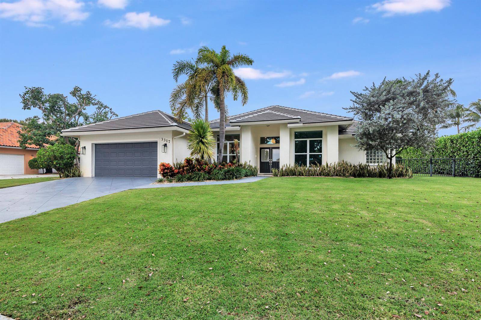 3317 EmbassyWest Palm Beach - picture